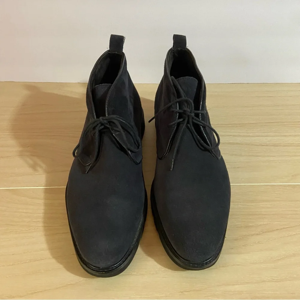 Bruno Magli Wender Suede Chukka Desert Boots Ankle Navy Lace Up Minimalist Sz 8